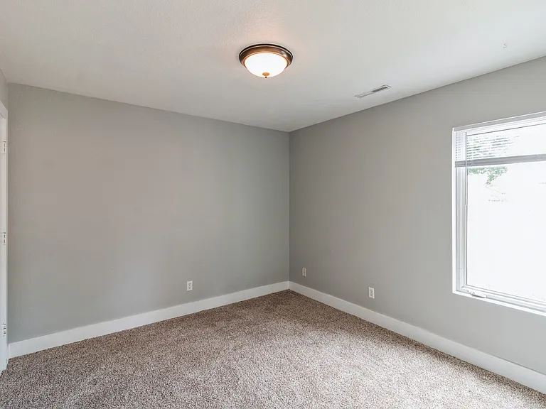 1305 Georgia Ave #5 — Photo 8