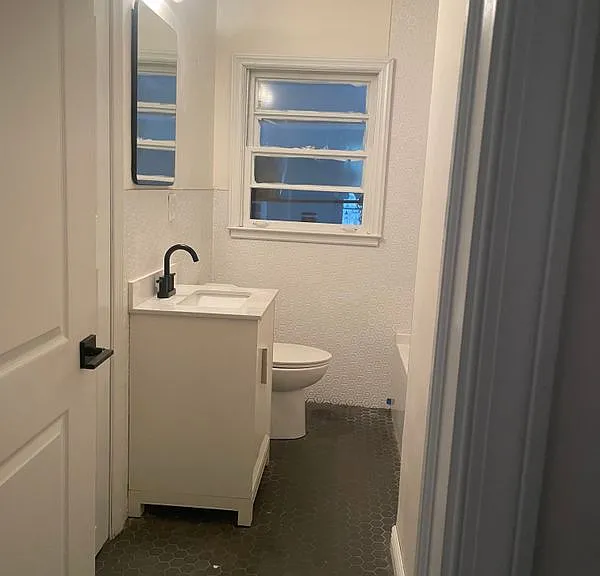 3039 Lynn Dr SW — Photo 4