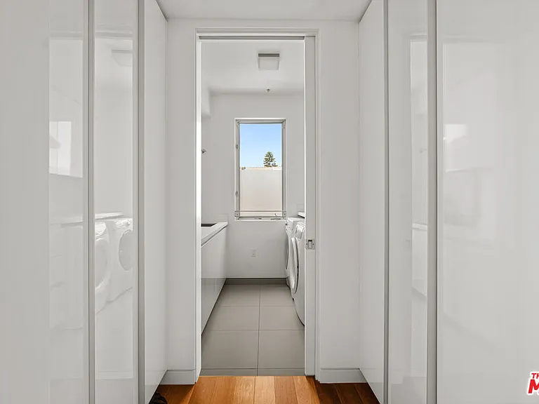 1217 Cabrillo Ave — Photo 39