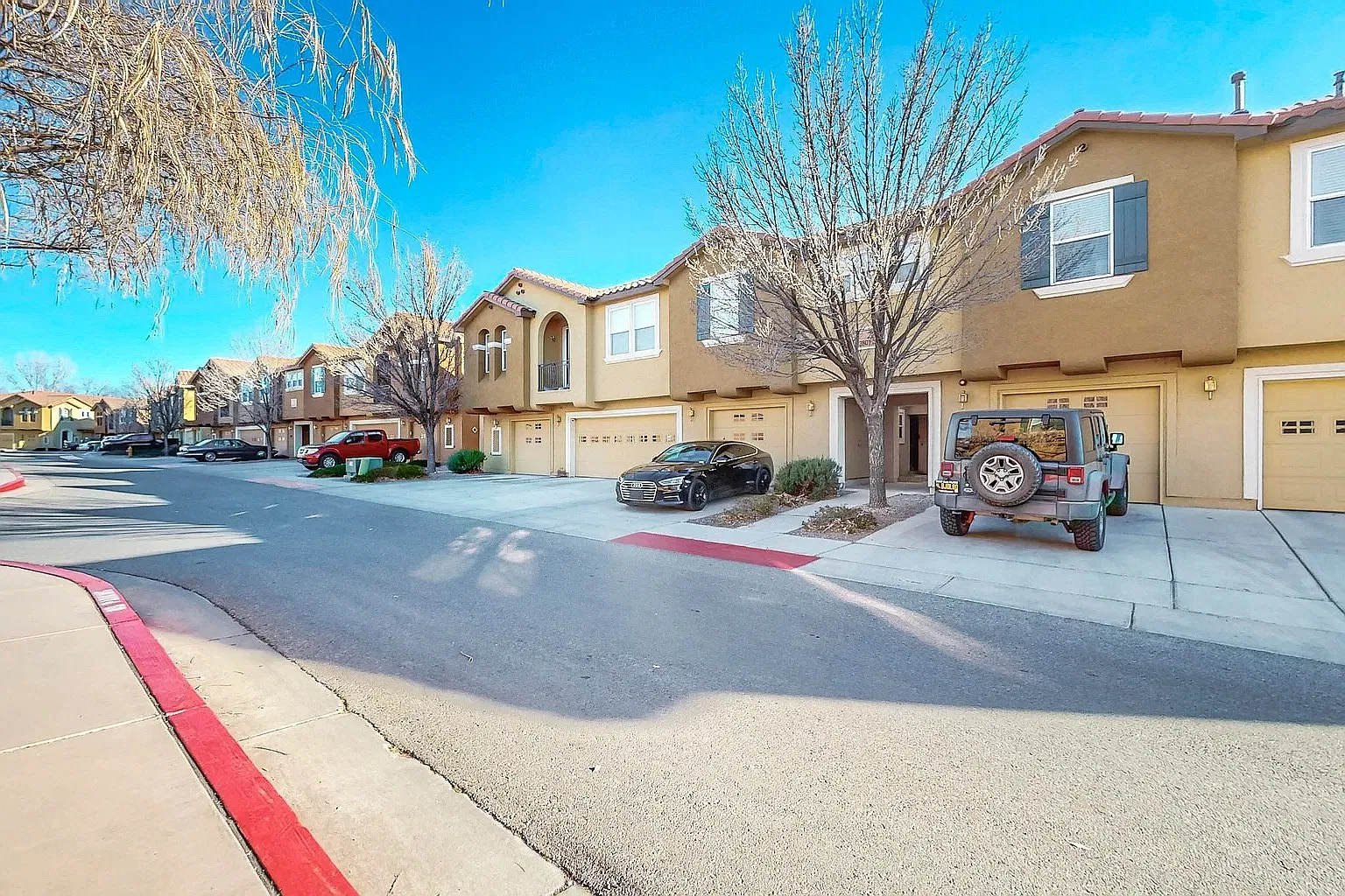 601 Menaul Boulevard Northeast - 2802 — Photo 2