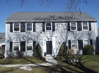 252 N Mystic Ln, Monroe Township, NJ 08831