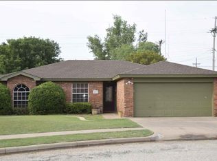 2413 90th St, Lubbock, TX 79423