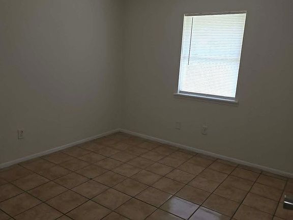 5th image of 2345 Langston St