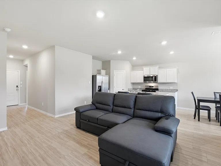 845 Round Robin Ln — Photo 33
