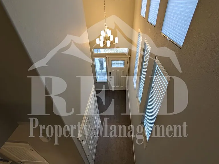 3887 Portside Dr — Photo 35