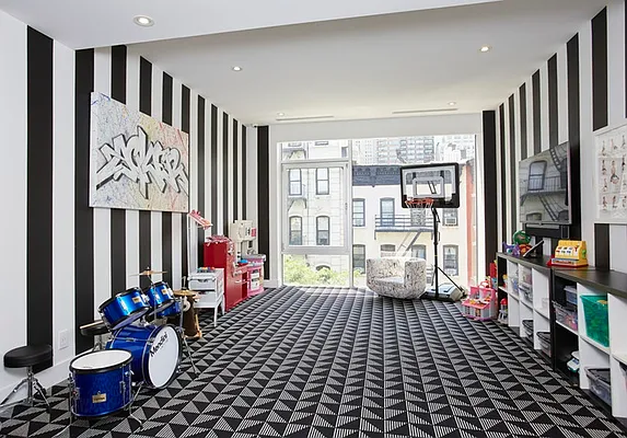 Sold by Brown Harris Stevens | media 16