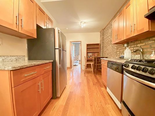 1st image of 326 21st St APT 1