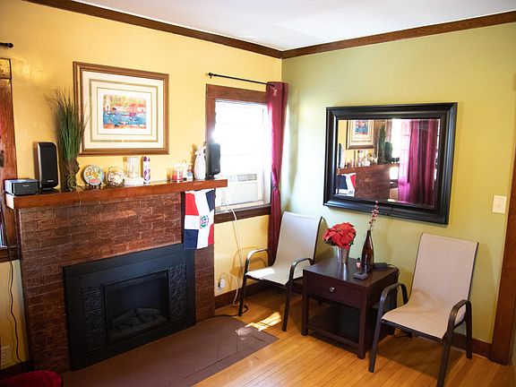 3rd image of 2110 S Westnedge Ave