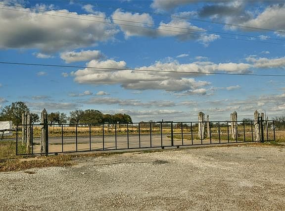 5th image of 1201 Mambrino Hwy