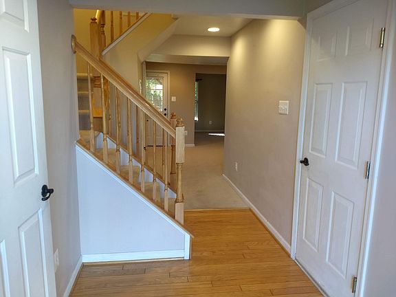 2nd image of 519 Westfield Ct