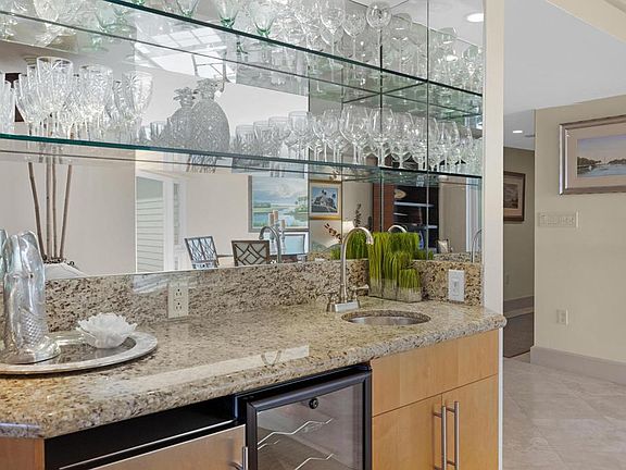 5th image of 44 Barracuda Ln #44