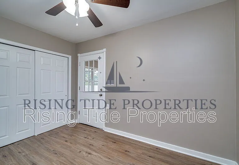 408 Margaret Dr — Photo 12