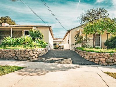 2348-2352 Del Mar Rd, Montrose, CA, 91020
