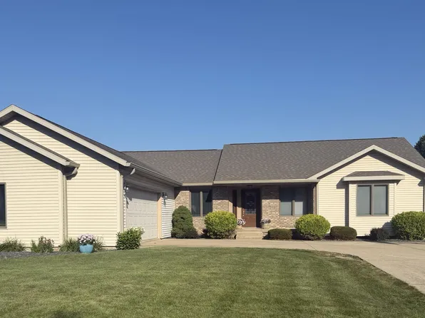 1633 N Royal Oaks Dr, Monticello, IN 47960