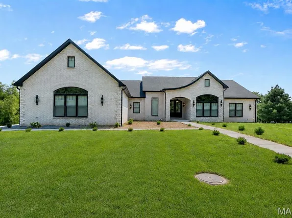 251 Trillium Ln, Cape Girardeau, MO 63701