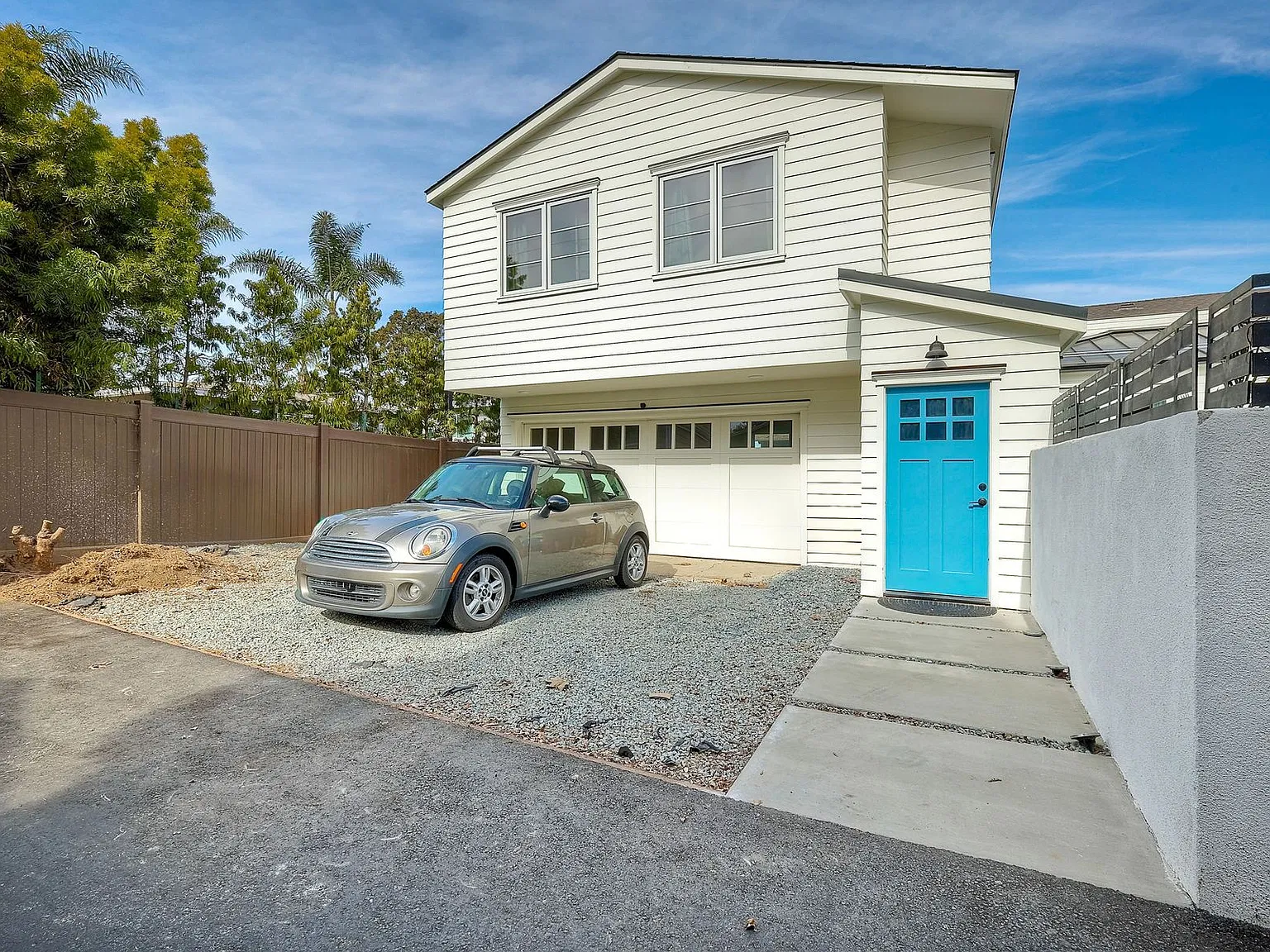 3 bed, 1775 sqft, $6,500 — Photo 1