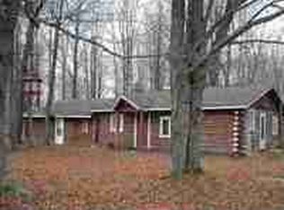 8821 W 30th Rd, Harrietta, MI 49638