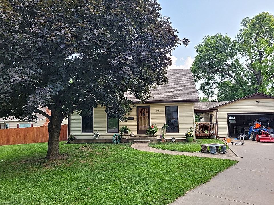 1st image of 2806 Plattsburg Ave