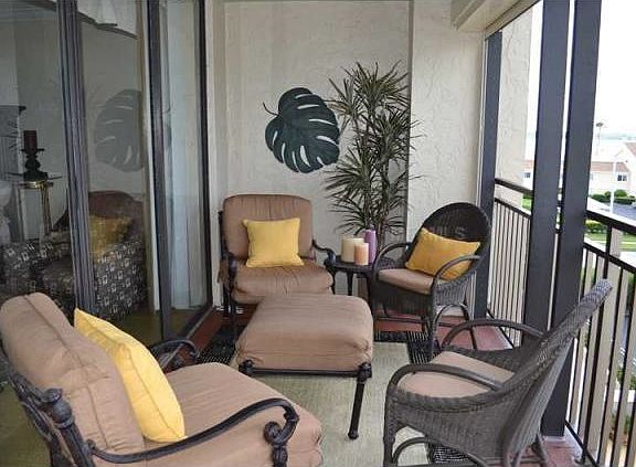 4th image of 1430 Gulf Blvd APT 406