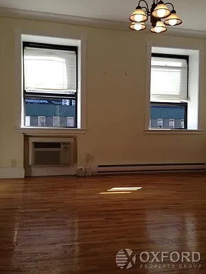 Rented by Oxford Property Group | media 37