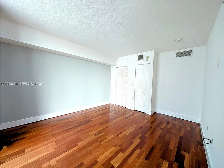60 NW 37th Ave #605 — Photo 13
