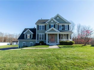 5 Hidden Meadow Rd, Seymour, CT 06483