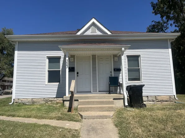 323 W King St APT B, Warrensburg, MO 64093