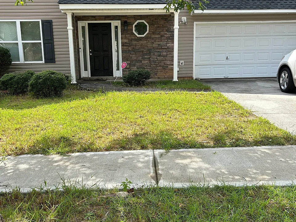 3098 Meadow Point Dr