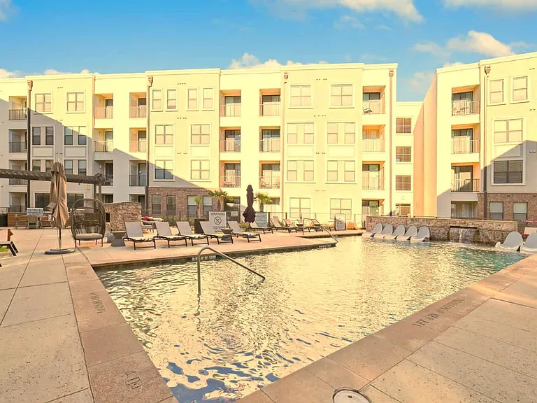 1221 Legacy Dr #ID1363562P — Photo 30