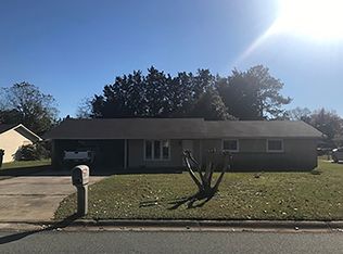 208 Bedivere Dr, Warner Robins, GA 31093