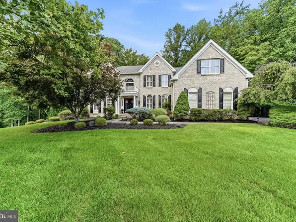 1 Beech Tree Dr, Glen Mills, PA 19342
