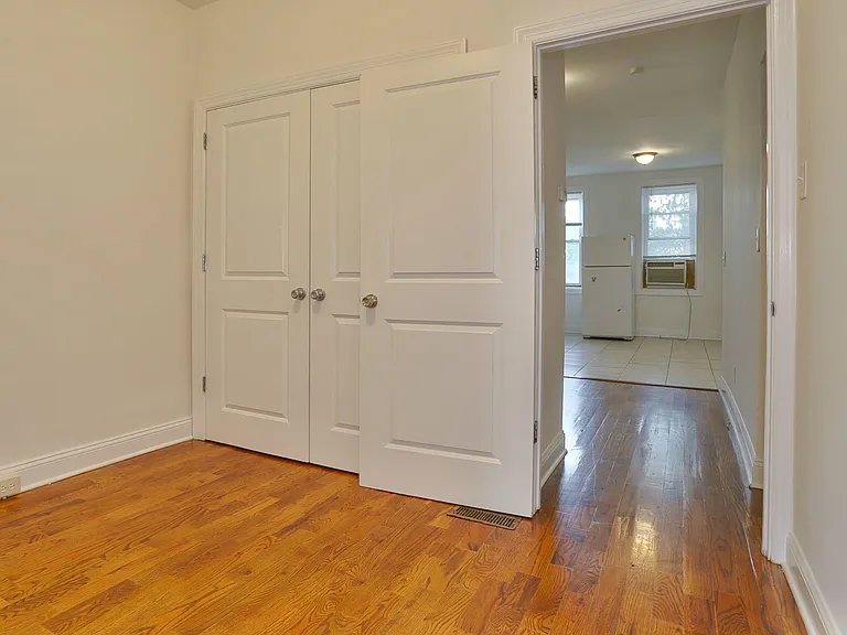 272 Grant Ave #1 — Photo 8