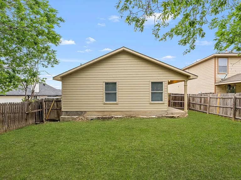 6402 Candleview Ct — Photo 28