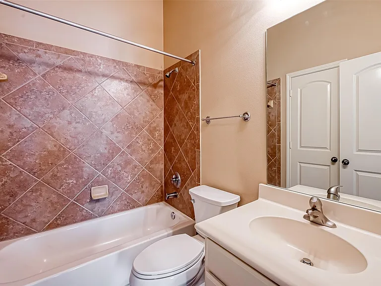 6206 Falling Briar Ln — Photo 34