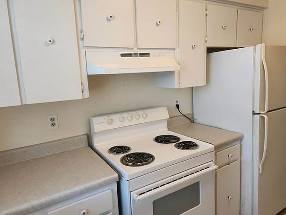 3rd image of 14476 Reuter Strasse Cir #C