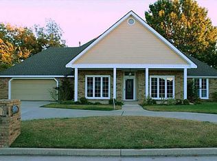 3 Windsor Ct, Shawnee, OK 74804