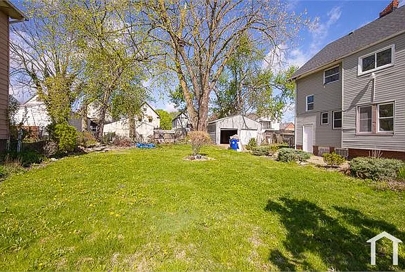 3 bed, 1025 sqft, $1,195 — Photo 4