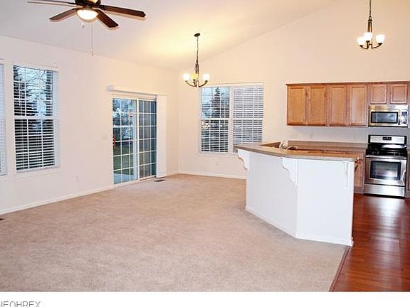 2nd image of 33234 Waterview Ct