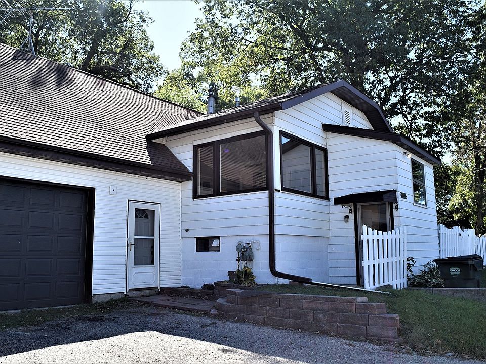1st image of 25389 W Rockford St
