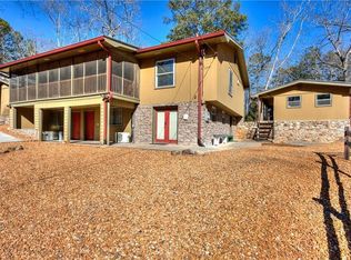 11 Eagle Dr, White, GA 30184