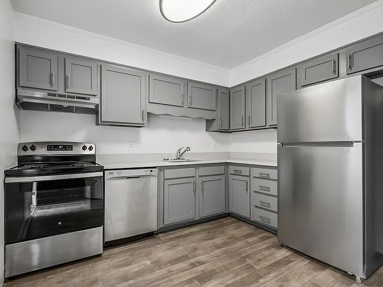 Palmetto Creek Townhomes — Photo 13