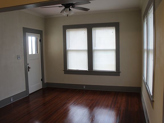 4th image of 1631 W Craig Pl