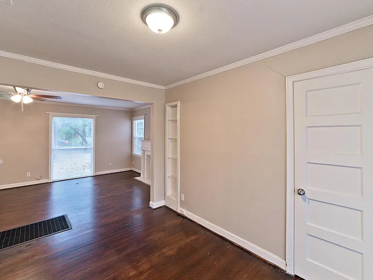 4434 Somerville Ave — Photo 24