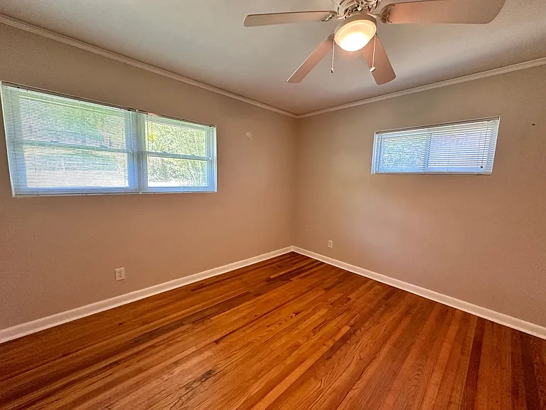 3221 Foxhall Rd — Photo 23