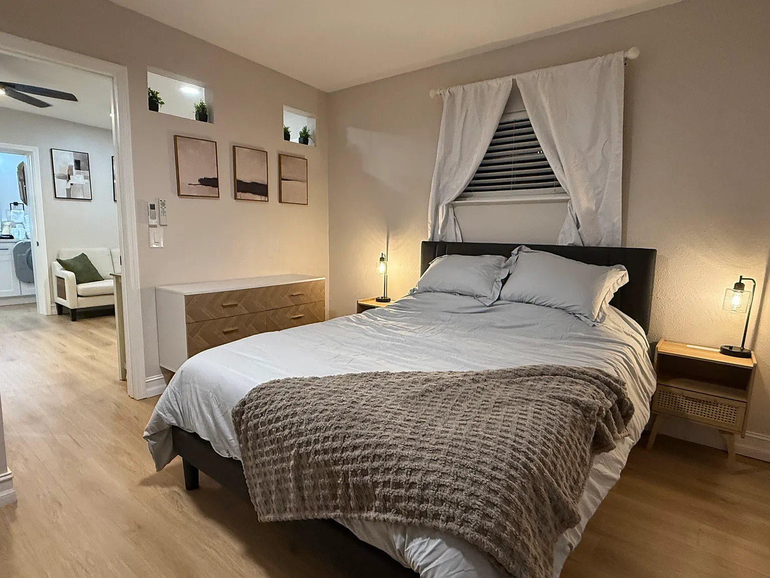 1 bed, 390 sqft, $1,450 — Photo 2