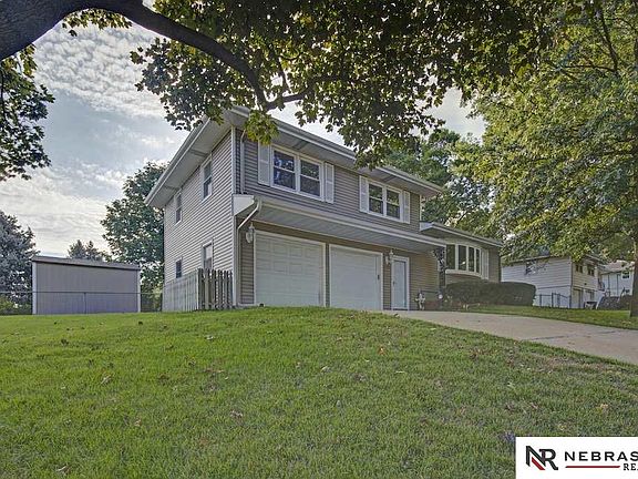 2nd image of 2703 S 105th Ave