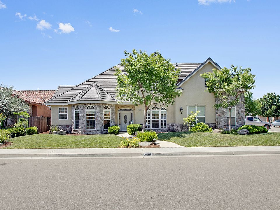 1st image of 2088 N Castle Dr