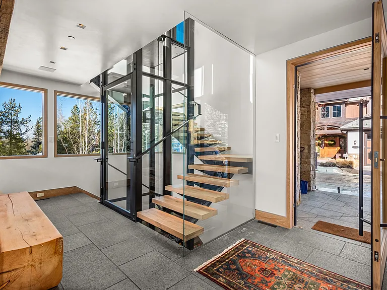 549 Walnut St — Photo 56