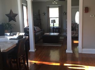 198 W Delmar Ave, Godfrey, IL 62035