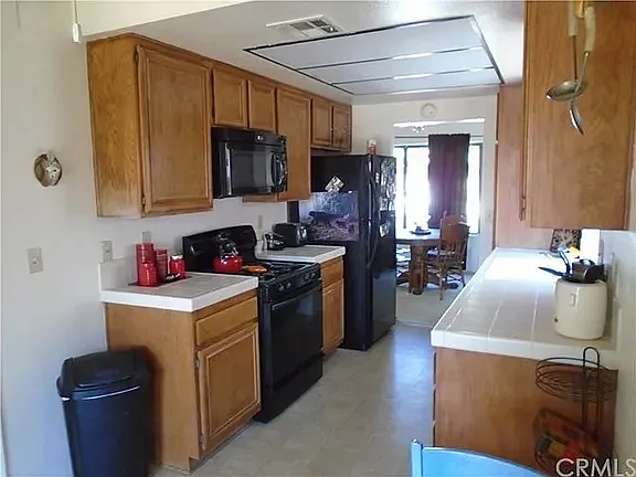 811 Alondra Dr — Photo 11